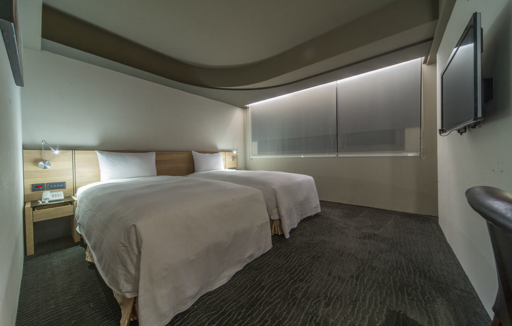 Hotel Simple +